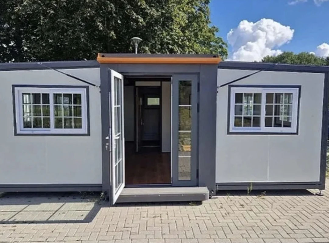 asd.jpg Luxus-Chalet StahlWorks Deluxe – 6 x 6 m, 2 Schlafzimmer, Modell 2023 – Bild 1